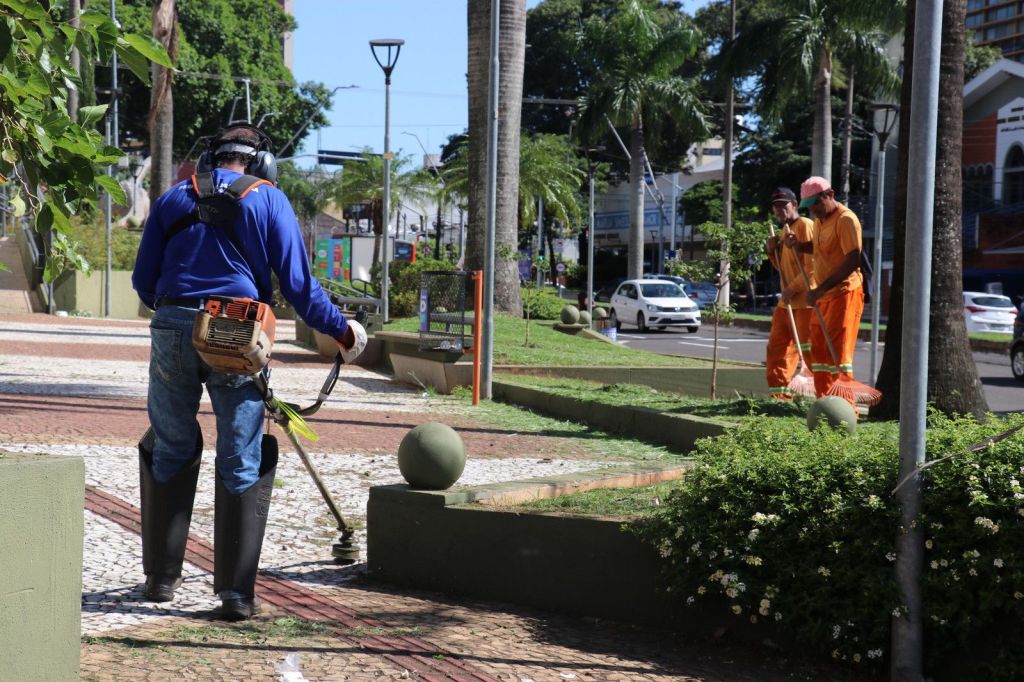 Limpeza da cidade continua, e Operação Cata-Treco retoma atividades na zona Sul de&nbsp;Marília