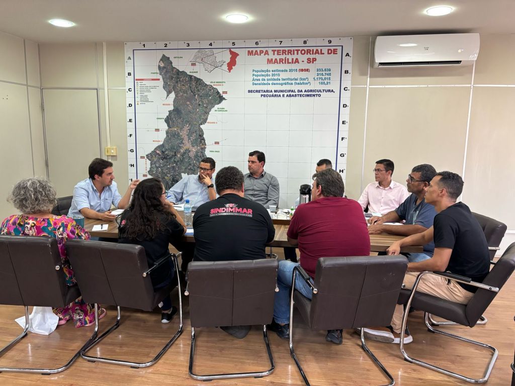 Prefeitura e Sindimmar se reúnem para discutir o dissídio coletivo da&nbsp;categoria