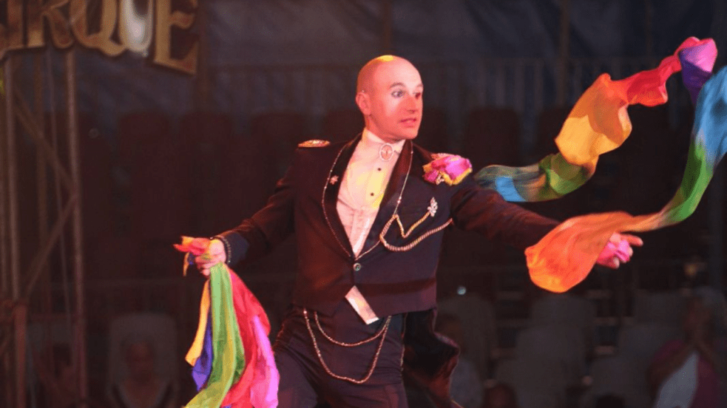 Em ação inédita, Prefeitura de Marília leva crianças, jovens e idosos ao&nbsp;circo