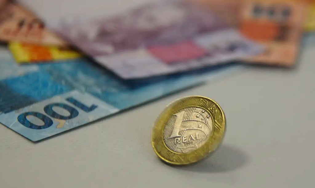 Receita paga lote da malha fina do Imposto de Renda nesta&nbsp;segunda