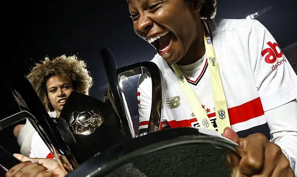 São Paulo quebra hegemonia do Corinthians e fatura Supercopa&nbsp;Feminina