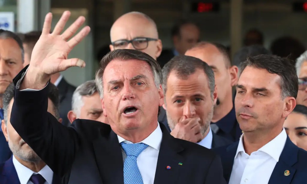 Moraes nega pedido para prender&nbsp;Bolsonaro