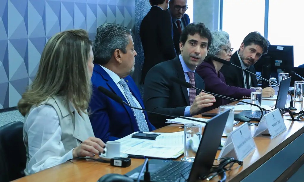 Apostadores destinam até R$ 30 bi por mês a bets, informa&nbsp;BC