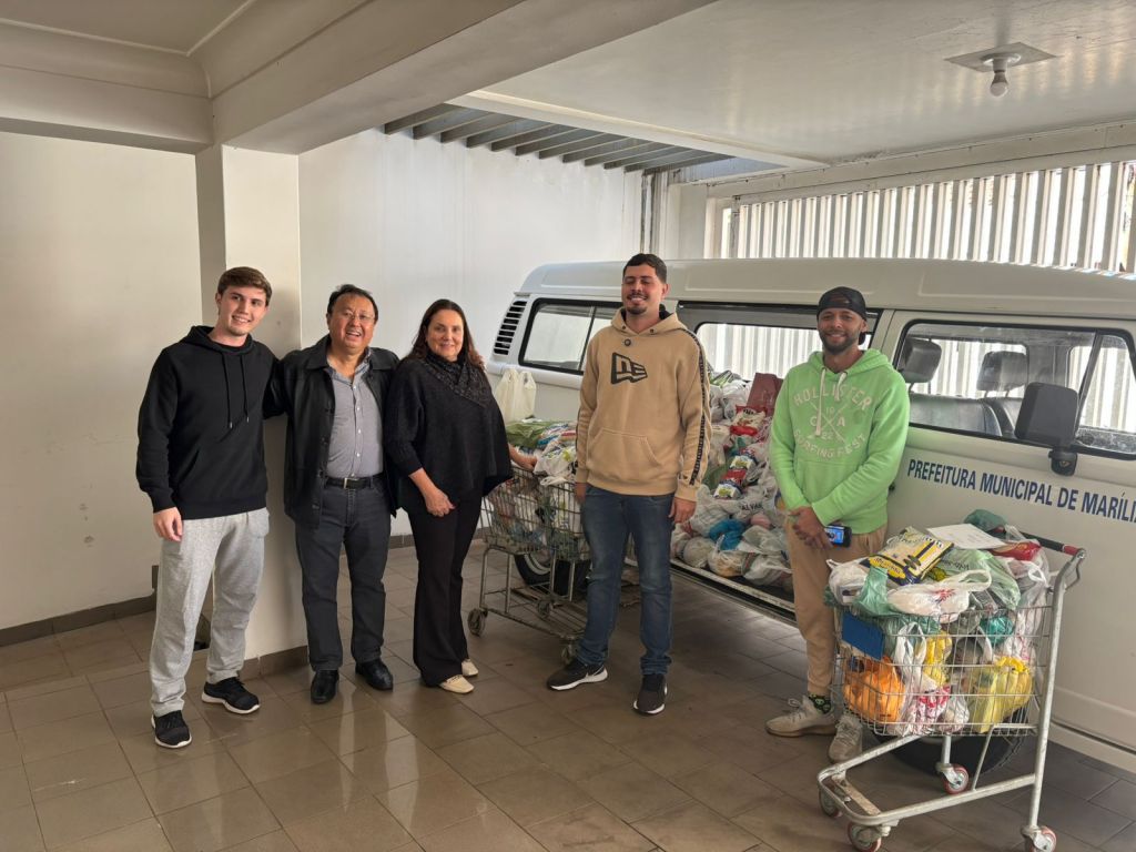 Show de Humberto Gessinger reúne 2.500 pessoas e arrecada uma tonelada de alimentos em&nbsp;Marília