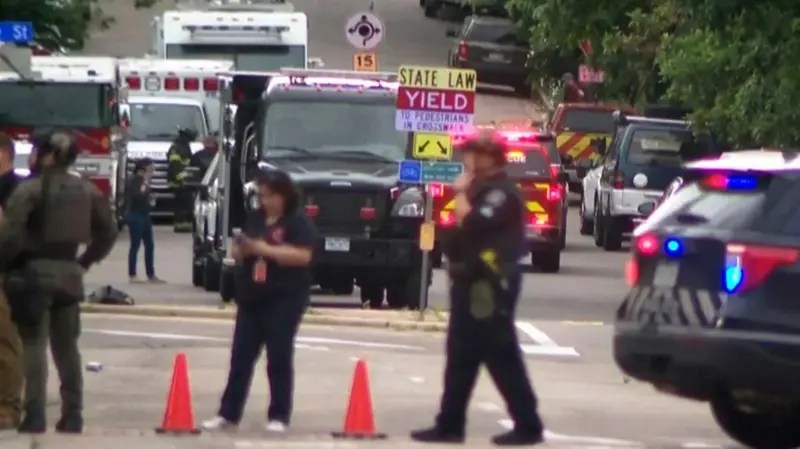 Homem ataca multidão nos Estados Unidos; oito pessoas ficam&nbsp;feridas