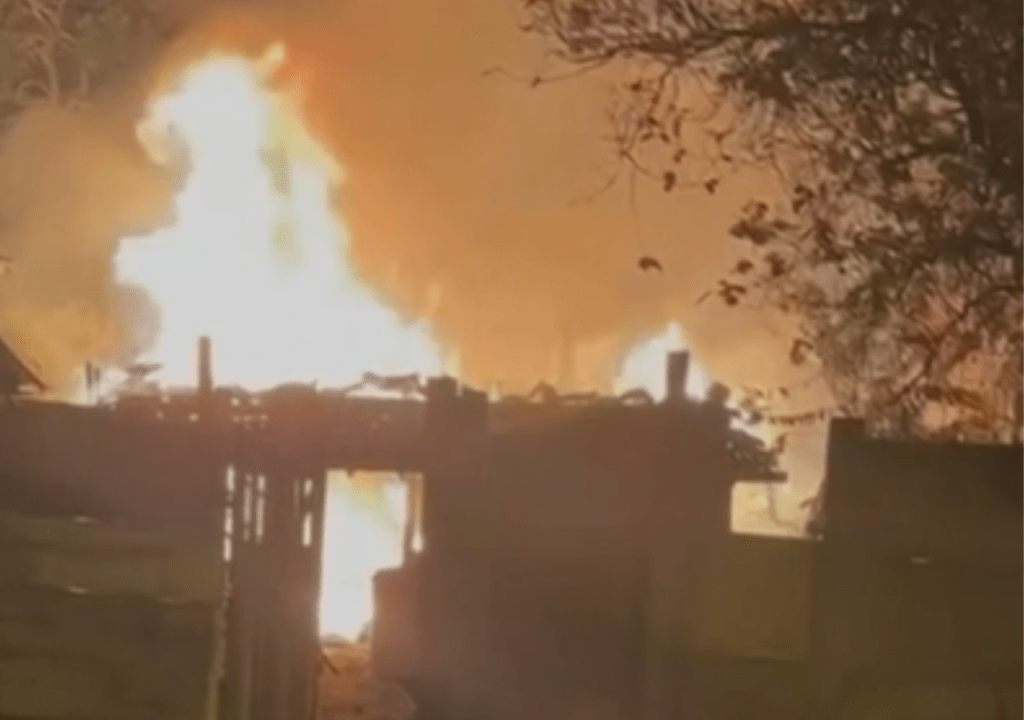 Idoso de 75 anos morre carbonizado durante incêndio em residência que morava na&nbsp;Região