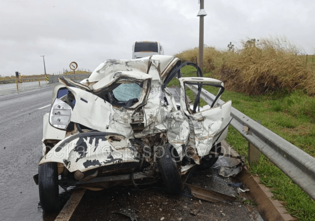 Acidente grave mata duas pessoas na Rodovia&nbsp;SP-333