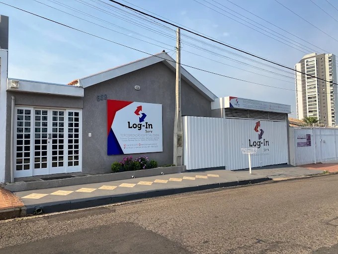 Posto de Atendimento ao Trabalhador divulga oportunidades de emprego nas empresas SANEFLUX e Login&nbsp;Service