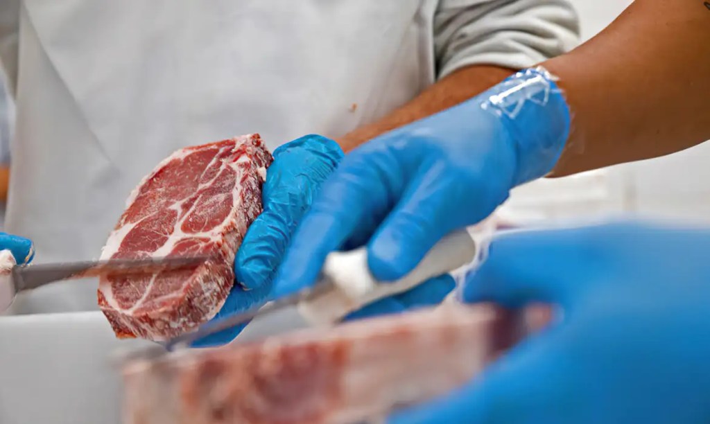 China impõe restrições a importações de carne bovina em&nbsp;2026