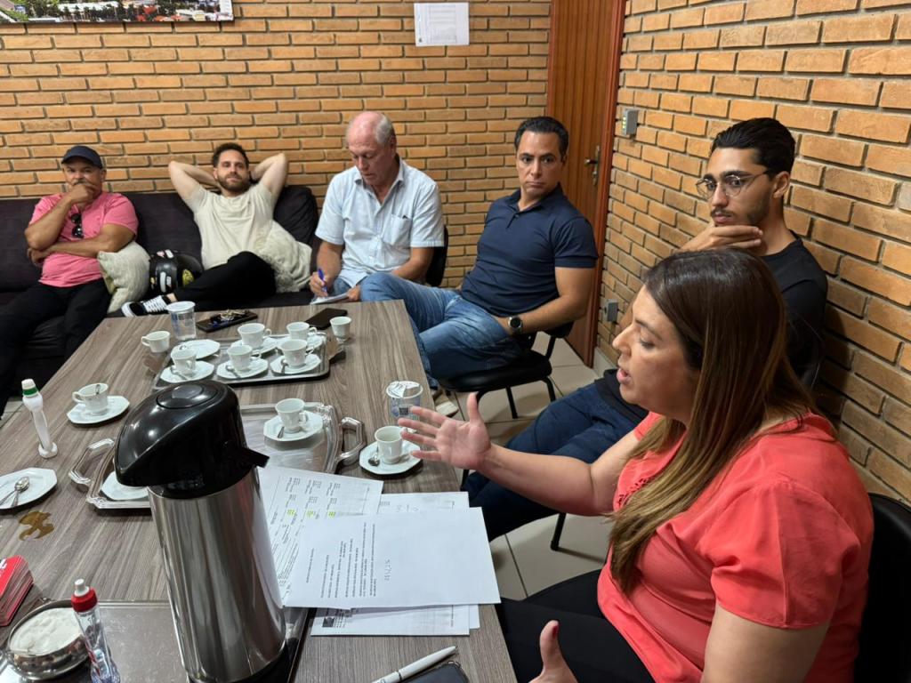 Emdurb se reúne com autoescolas e debate impactos das novas regras para obtenção da&nbsp;CNH