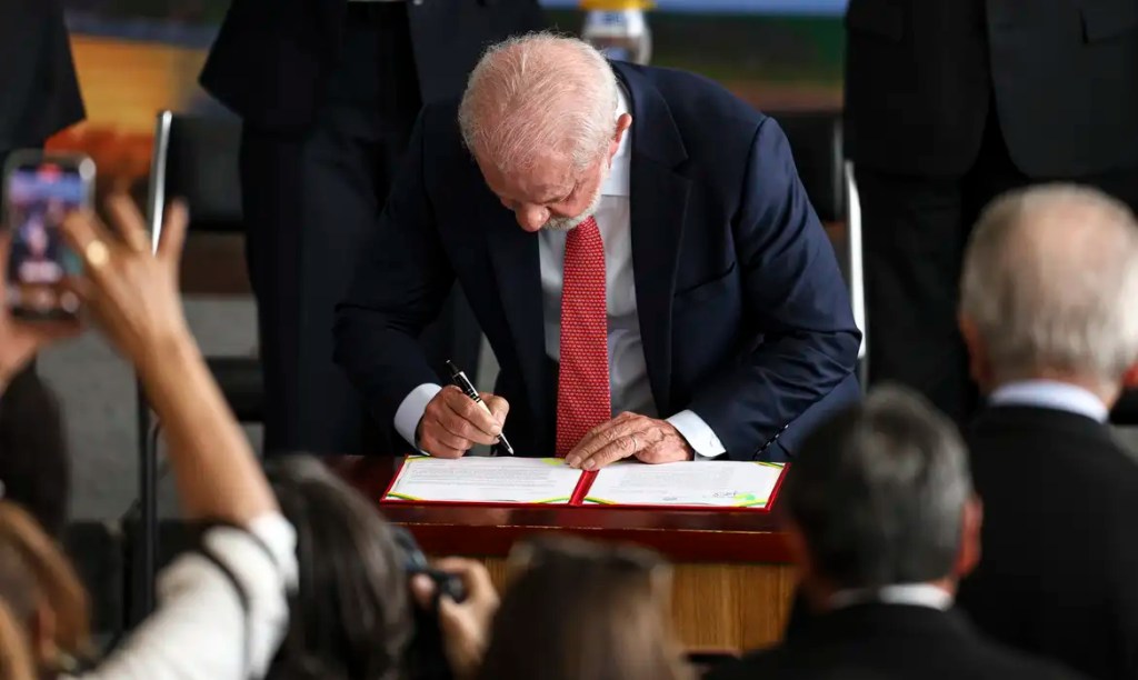 Lula veta integralmente PL da&nbsp;Dosimetria