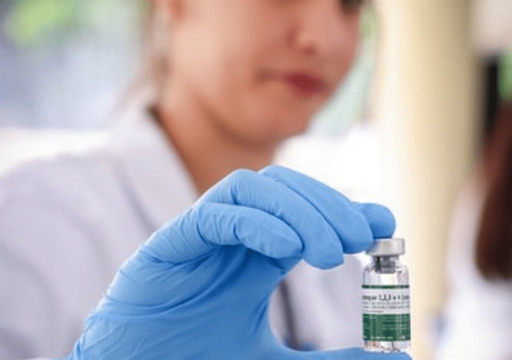 DENGUE: Saúde de Marília participa de lançamento de vacina inédita e 100% brasileira em&nbsp;Botucatu