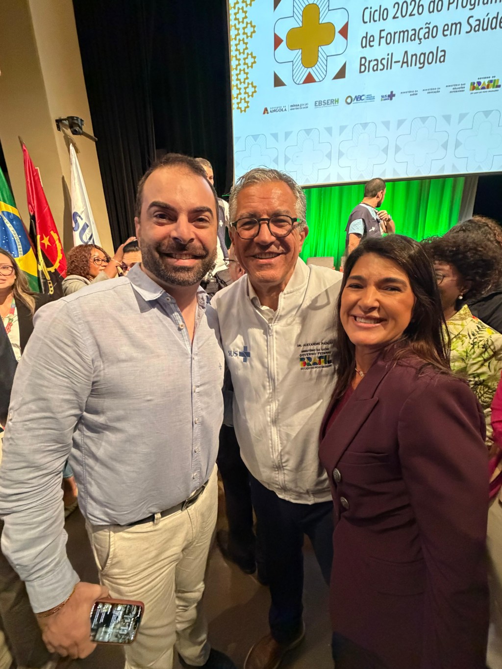 HBU participa de programa internacional de formação em saúde e integra evento com autoridades do Brasil e de Angola em São&nbsp;Paulo