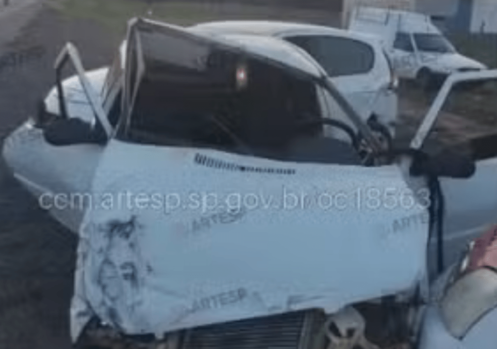 Região: Acidente envolvendo quatro veículos é registrado na&nbsp;SP-284