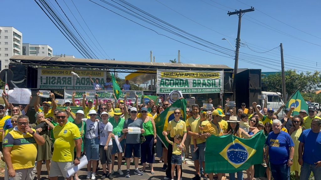 Movimento Acorda Brasil realiza ato pacífico na Avenida das Esmeraldas em&nbsp;Marília