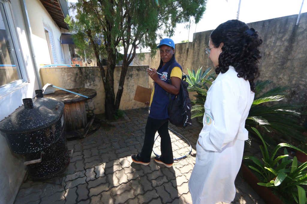 Acadêmicos de Medicina Veterinária da Unimar atuam em campo no combate à dengue em parceria com a Zoonoses de&nbsp;Marília