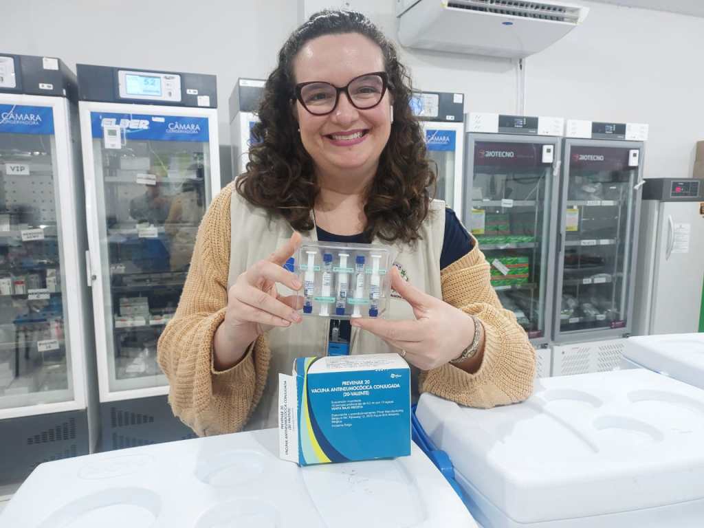 Marília recebe o primeiro lote com 410 doses da vacina Pneumo&nbsp;20